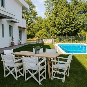 Apartament Aristotelia Gi Ikies - Poolside Retreats, Olympiada